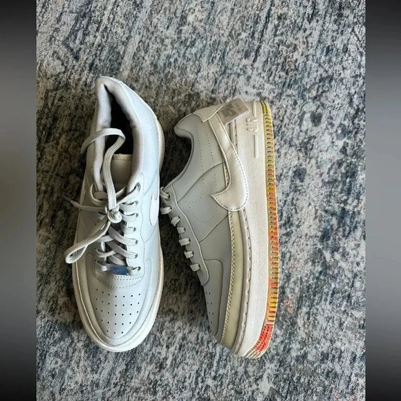 Size 9 - Nike Air Force 1 Jester XX Floral 2018 - Picture 4 of 7